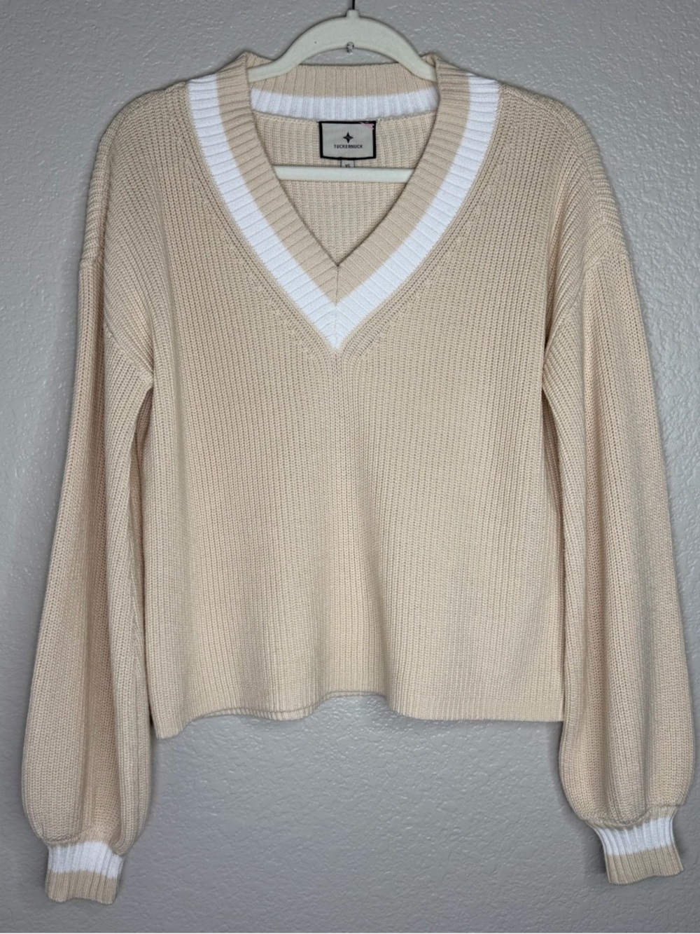 Tuckernuck Womens Ashe V-Neck Balloon Sleeves Collegiate Preppy Sweater Size XS